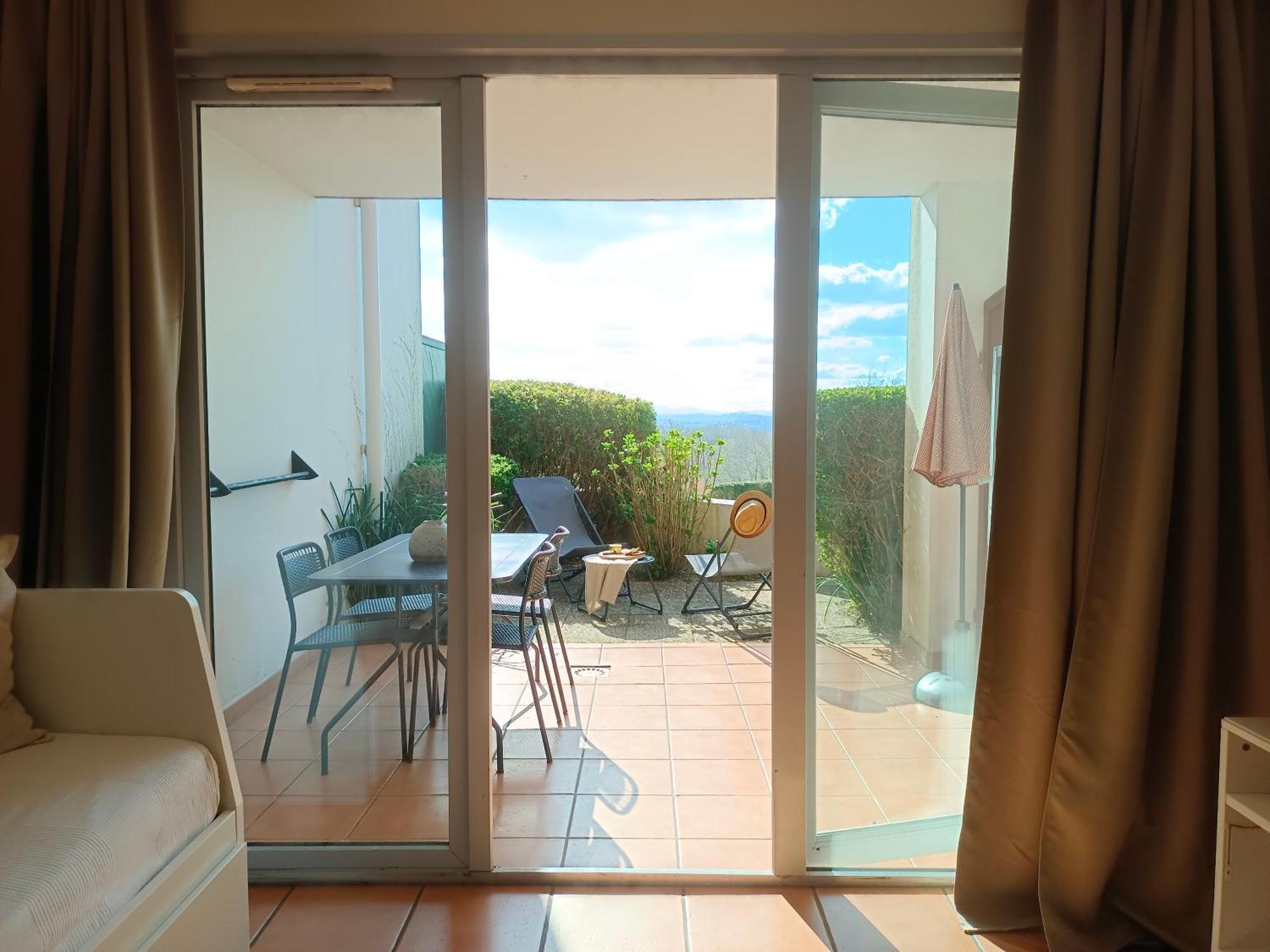 T1 Bis Avec Piscine Vue Golf Et Montagnes Apartment อาร์กองส์ ภายนอก รูปภาพ